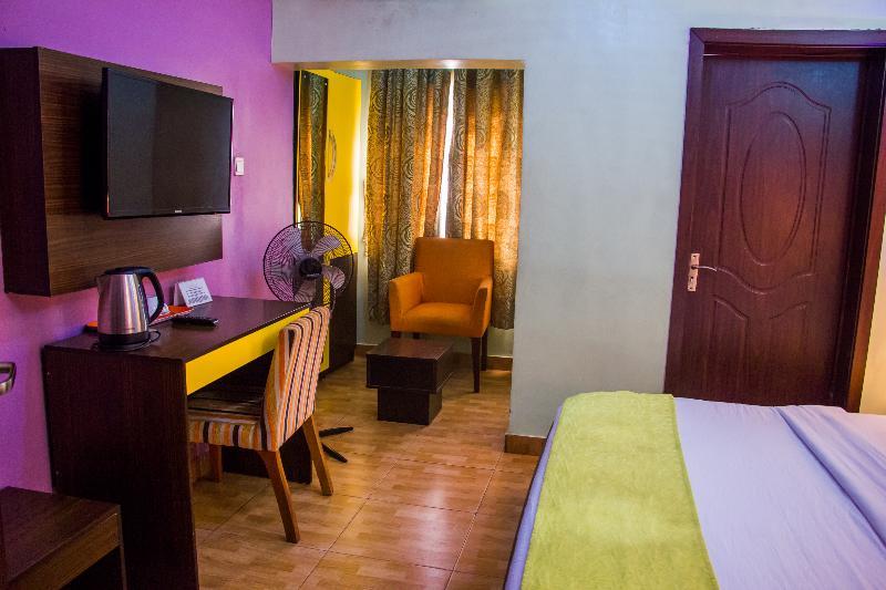 Downtown Royal Hotel Ikeja Exterior foto